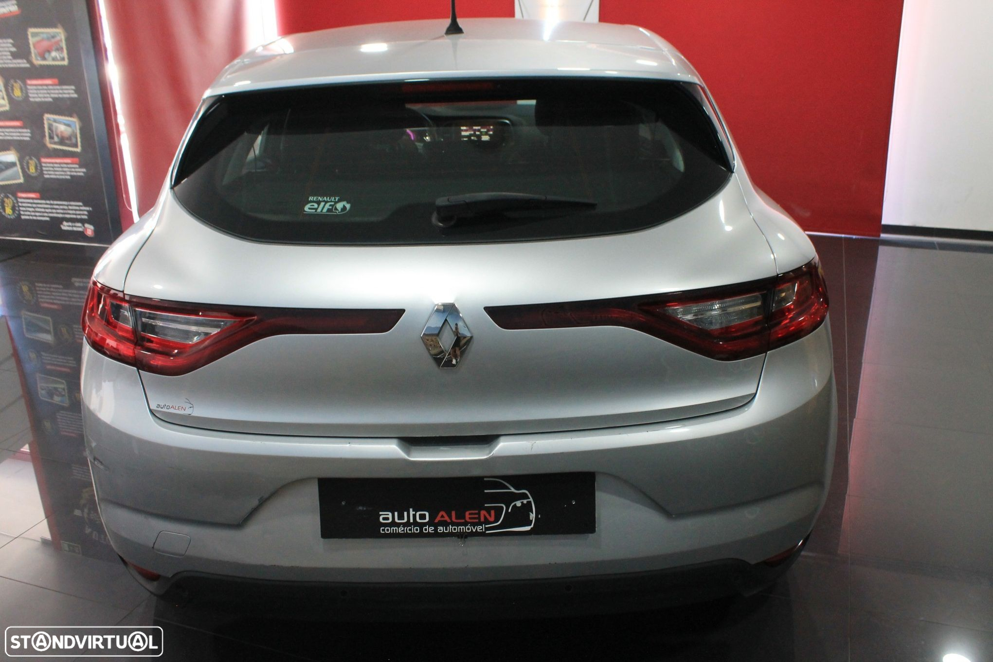 Renault Mégane - 5