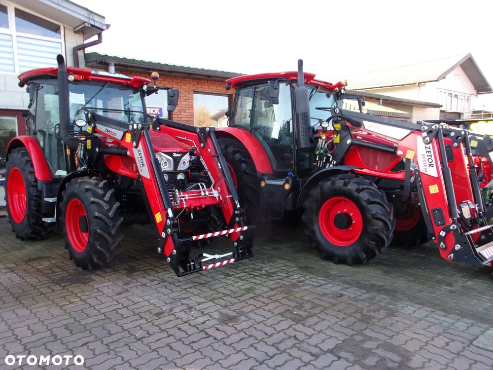 Zetor NOWY Ciągnik rolniczy ZETOR Proxima CL100 z TUR+TUZ przedni, ZETOR Forterra HSX 110 z ładowaczem TUR, Ciągnik rolniczy KIOTI 904 z ładowacze TUR, Ciągnik rolniczy Lamborghini Lampo 70 z ładowaczem, Ciągnik rolniczy sadowniczy New Holland Boomer 50 z TUREM - 1