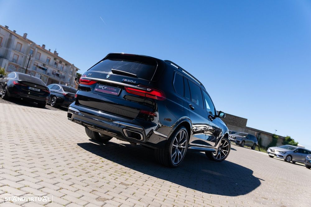 BMW X7 M50d - 10
