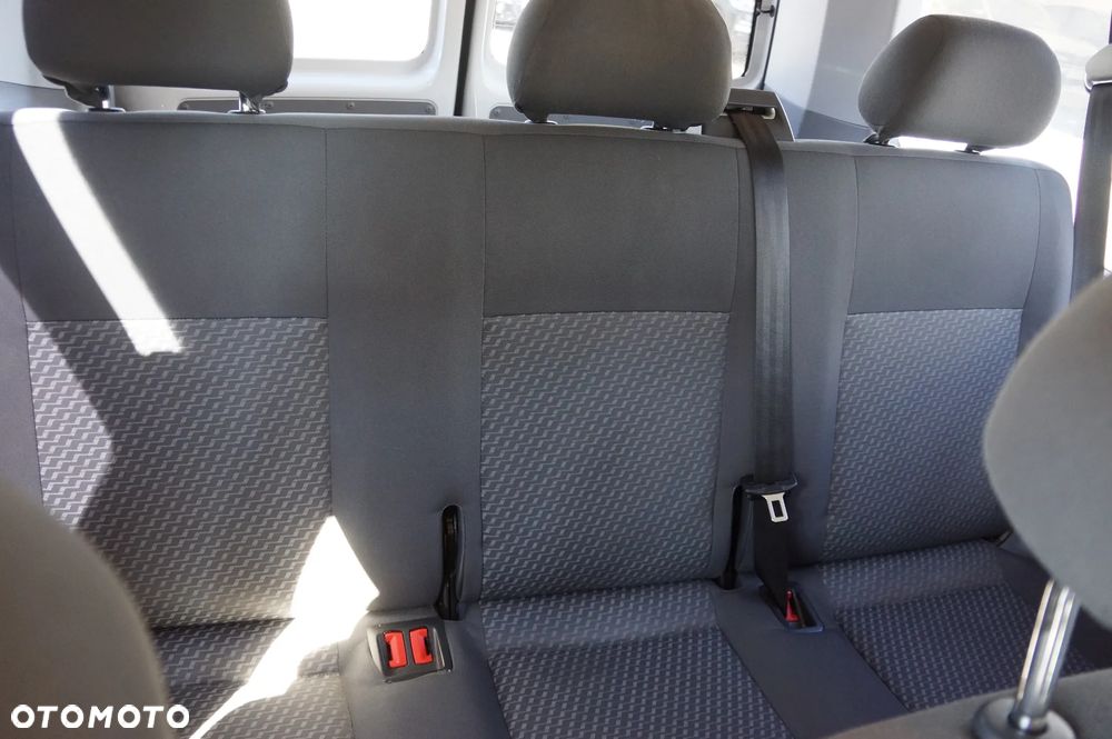 Volkswagen Caravelle L2 Trendline Mixt - 24