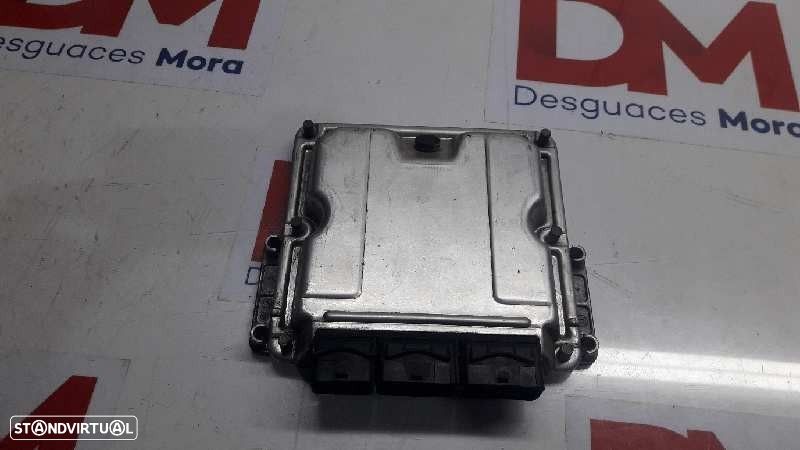 CENTRALINA MOTOR UCE RENAULT TRAFIC II AUTOBUS 2003 -0281010632 - 1