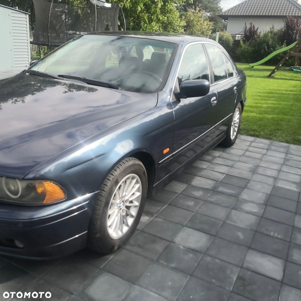 BMW 5 Series 2002 photo 3