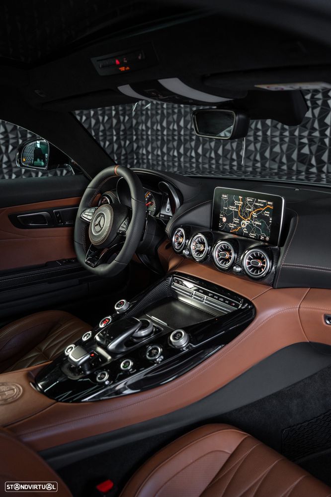 Mercedes-Benz AMG GT - 45