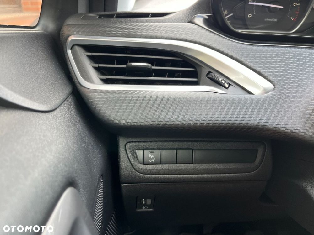 Peugeot 2008 82 VTI Active - 19