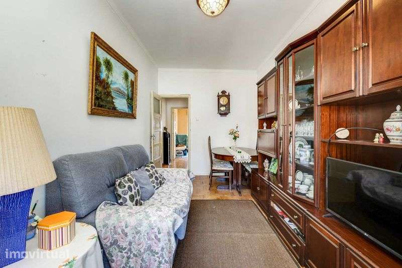Excelente apartamento T2 em Camarate. - Grande imagem: 2/12