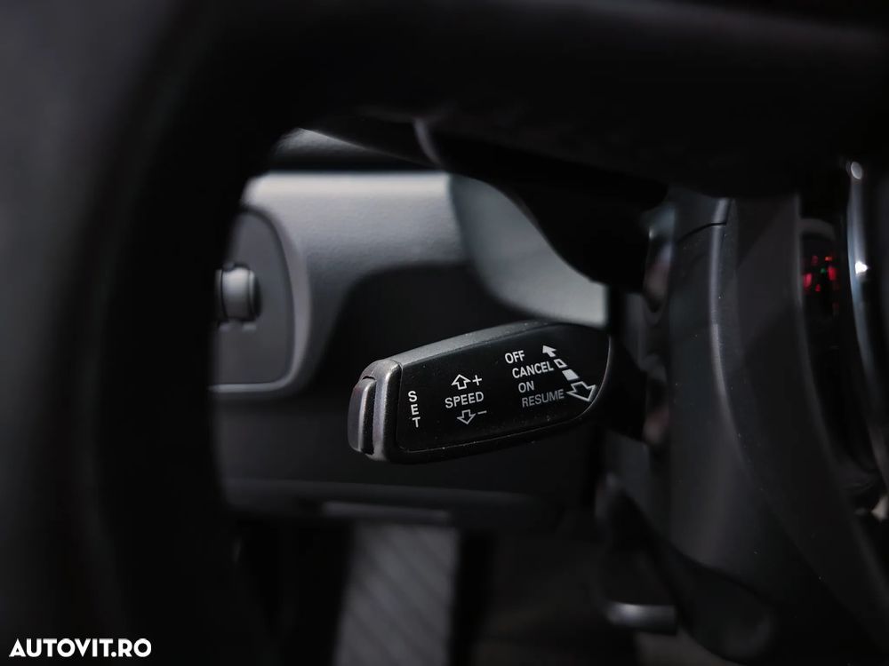 Audi Q3 2.0 TFSI Quattro Stronic Design - 21