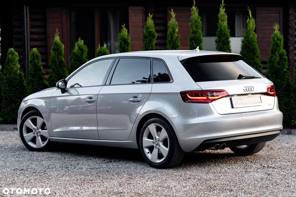 Audi A3 Sportback 1.8 TFSI quattro S tronic Attraction - 11