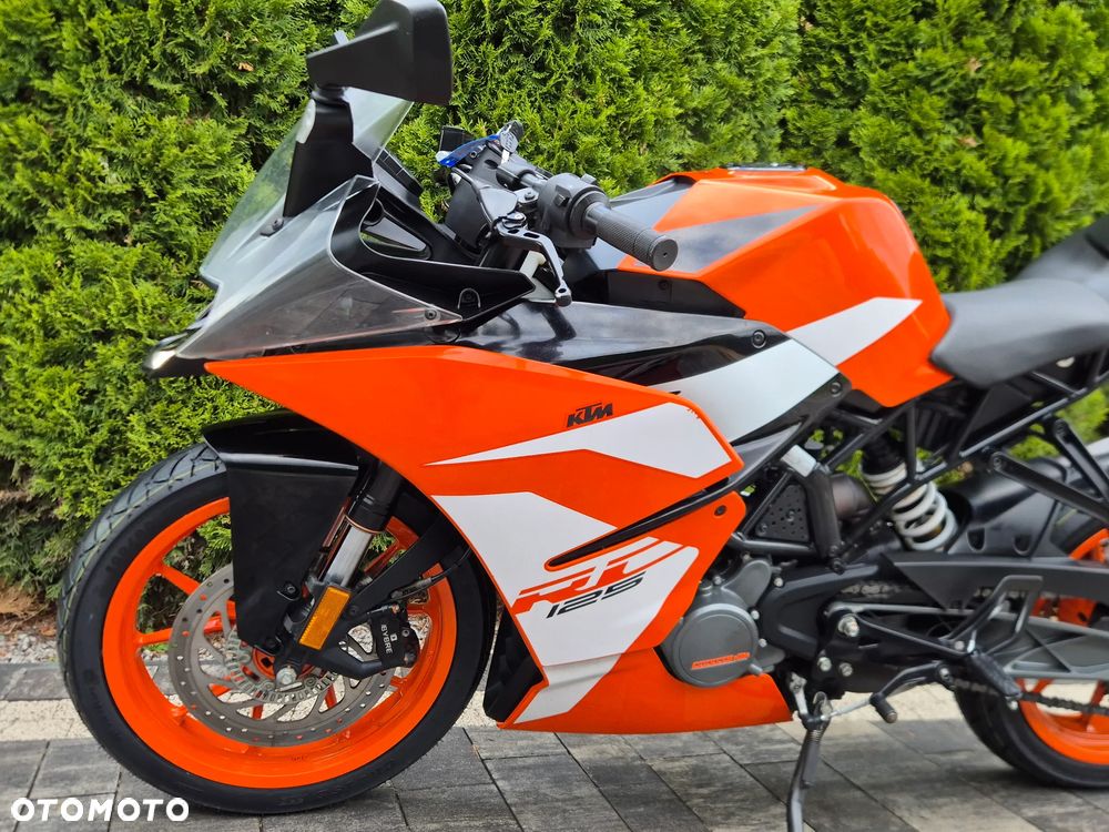 KTM RC 125 - 7