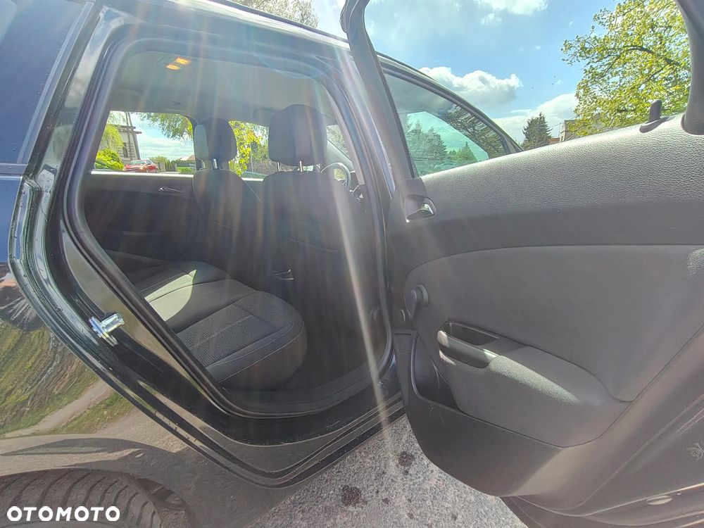 Opel Astra 1.7 CDTI DPF Style - 11