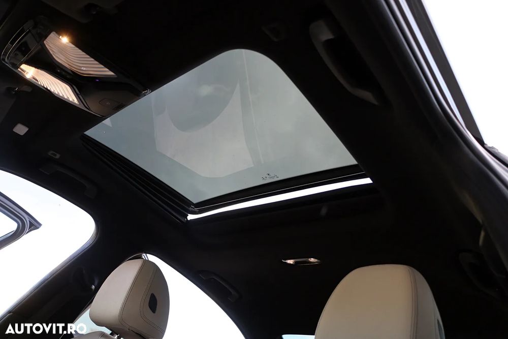 BMW Seria 3 330i Aut. M Sport - 13