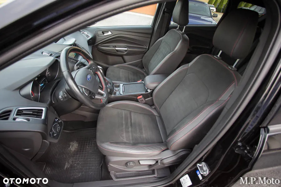 Ford Kuga 2.0 TDCi AWD ST-Line - 30