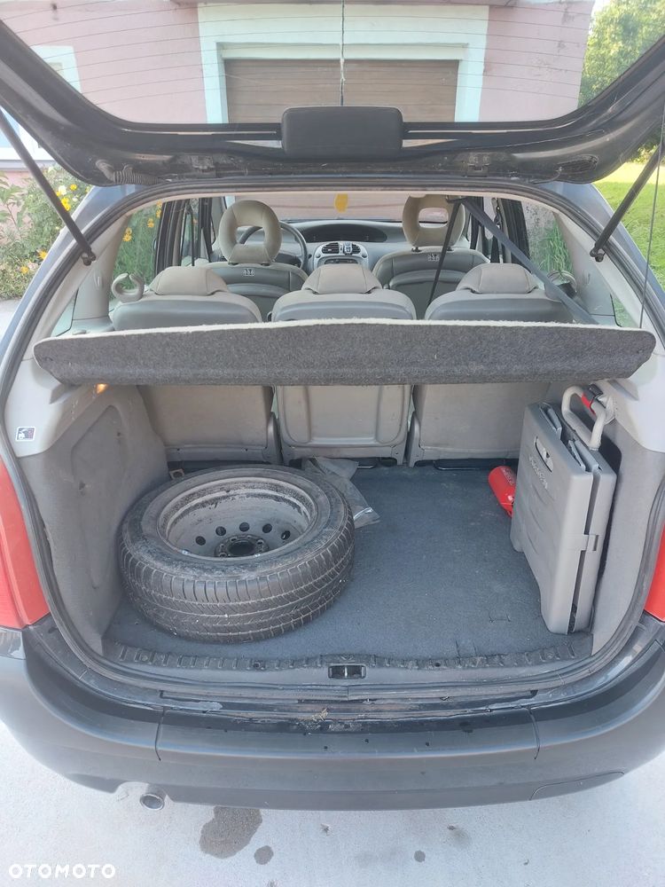 Citroën Xsara Picasso 1.6i 16V SX - 6