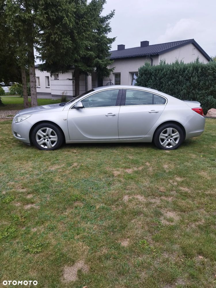 Opel Insignia - 11