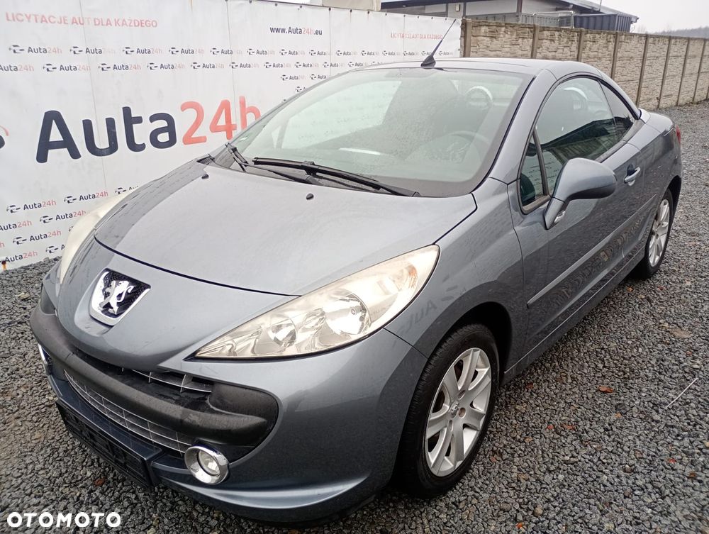 Peugeot 207 CC - 2