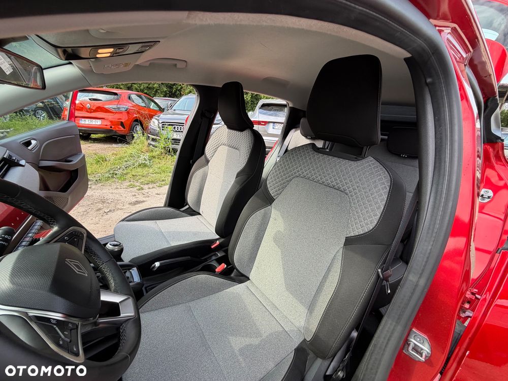 Renault Clio - 19