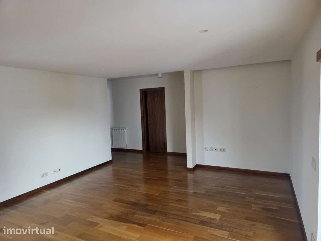 Apartamento T2 Leiria - Grande imagem: 5/11