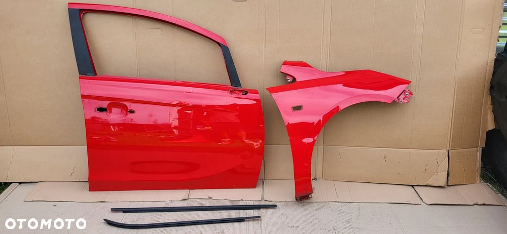 DRZWI PRAWY PRZOD OPEL CORSA E 5D - 2