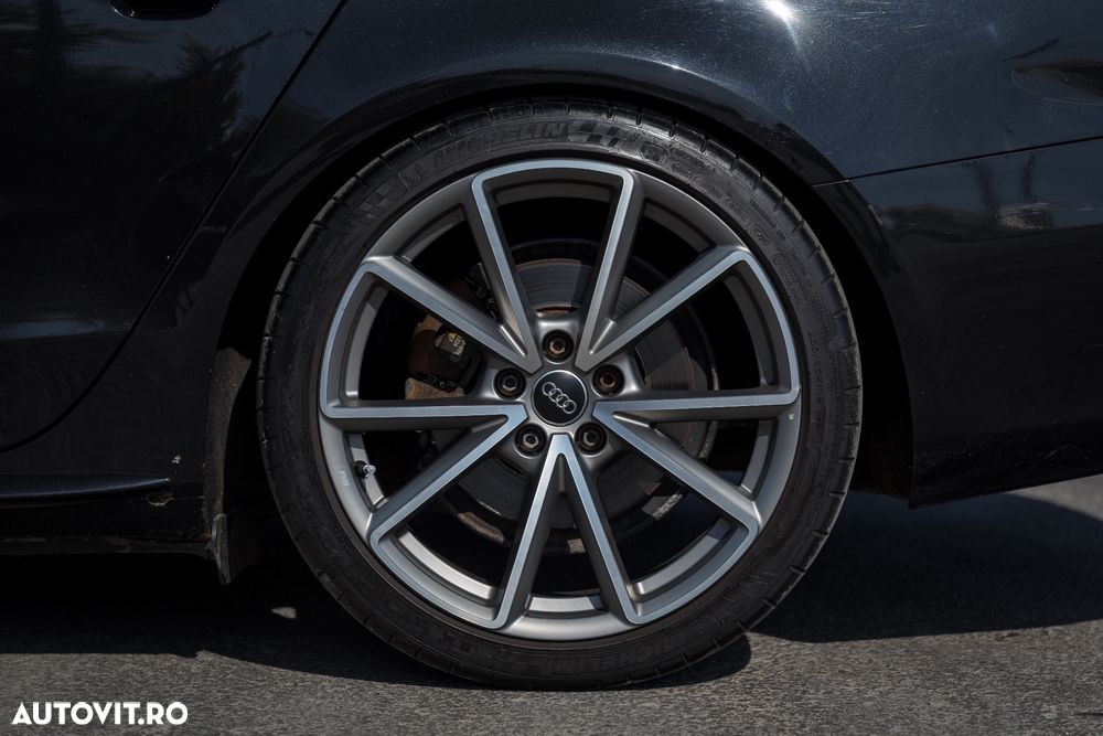 Audi A4 Avant 3.0 TDI DPF quattro S line Sportpaket (plus) - 15