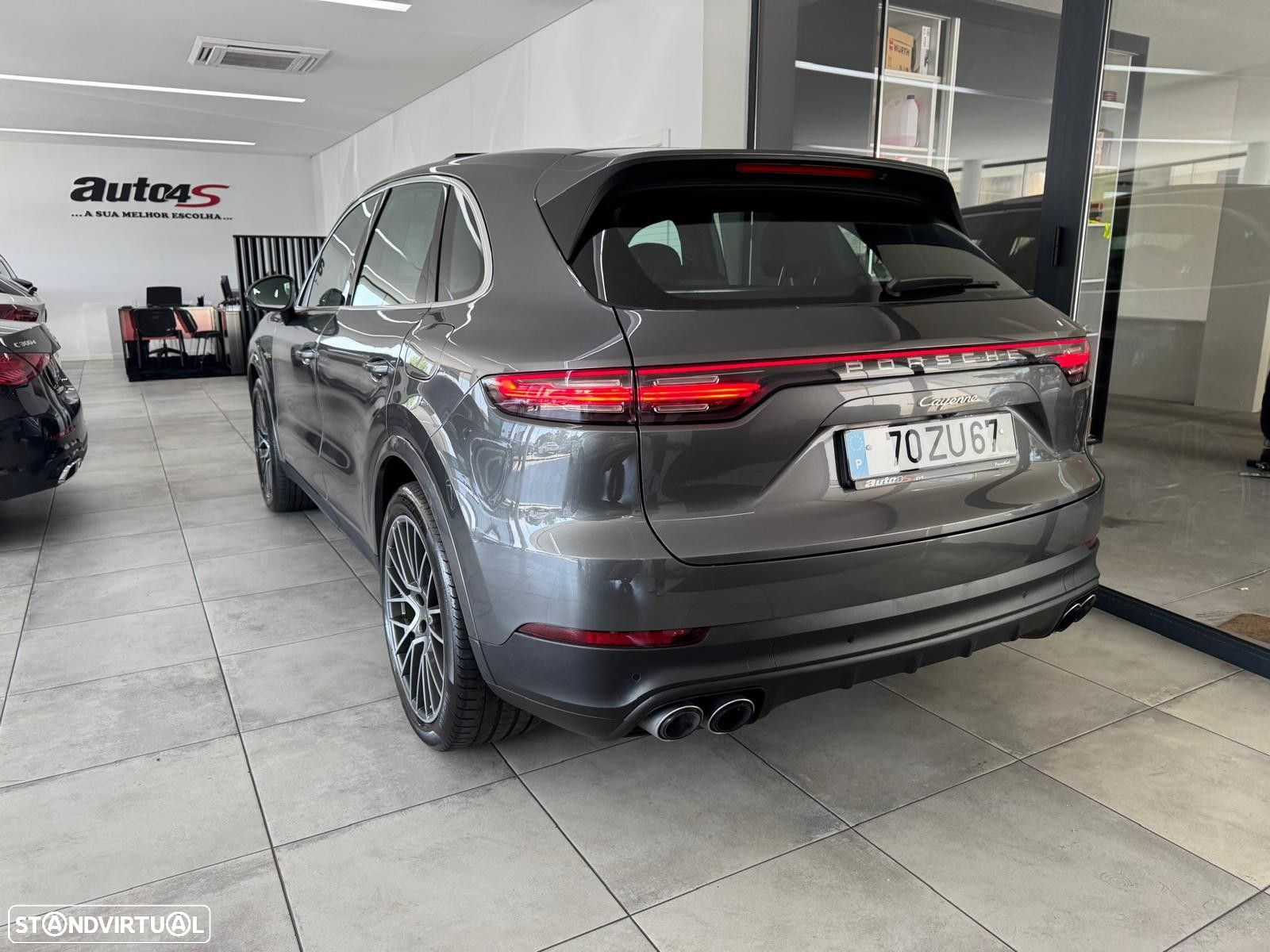 Porsche Cayenne E-Hybrid - 9