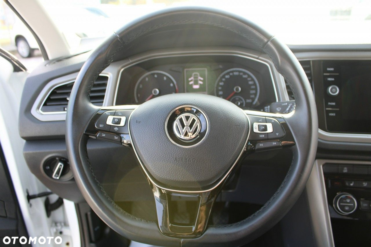 Volkswagen T-Roc - 21