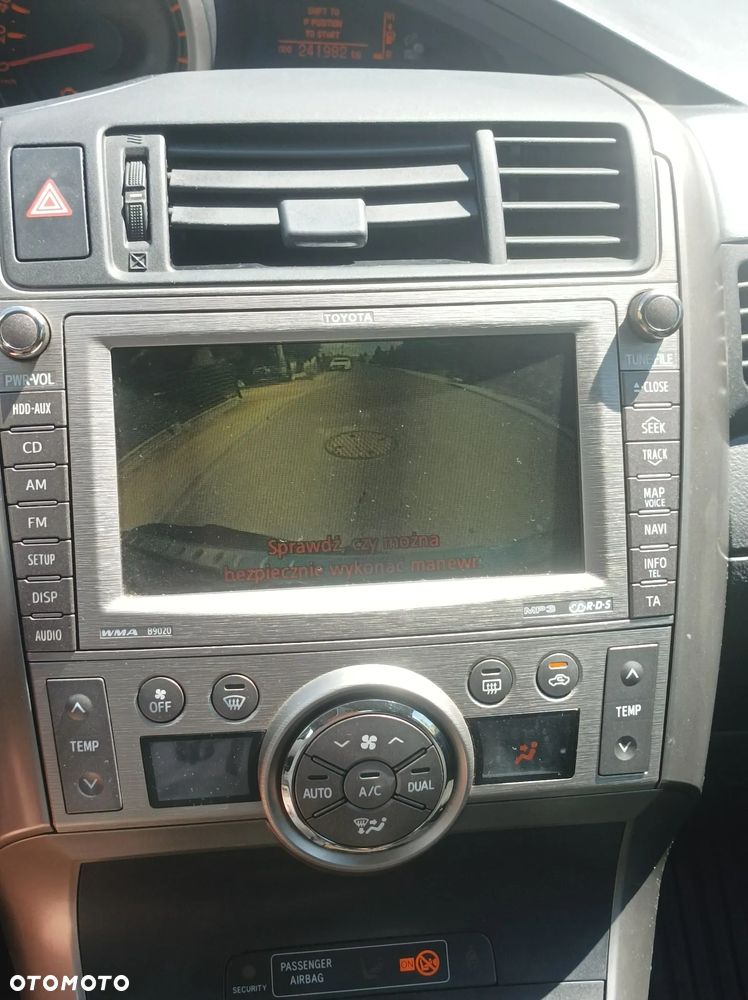 Toyota Verso 1.8 Premium EU5 MS - 20