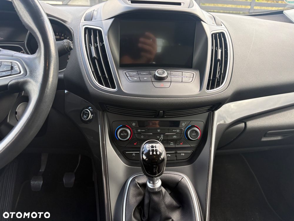 Ford C-MAX - 12