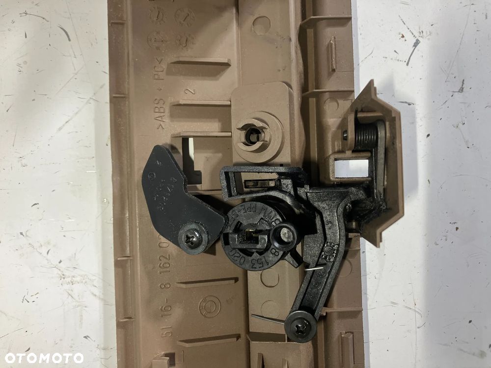 SCHOWEK PASAŻERA BMW E36 COUPE CABRIO BEŻOWY BEIGE LIFT KRATKI NAWIEWU KRATKA 8162022 8153013 - 7