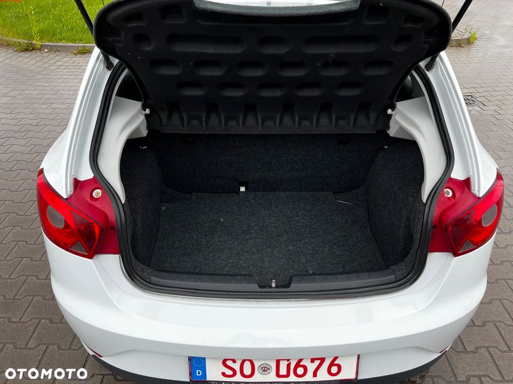 Seat Ibiza 1.4 16V Reference - 27