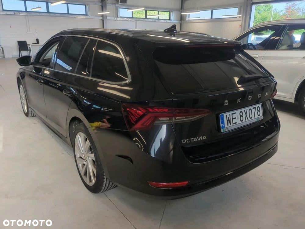Skoda Octavia 2.0 TDI Style DSG - 3