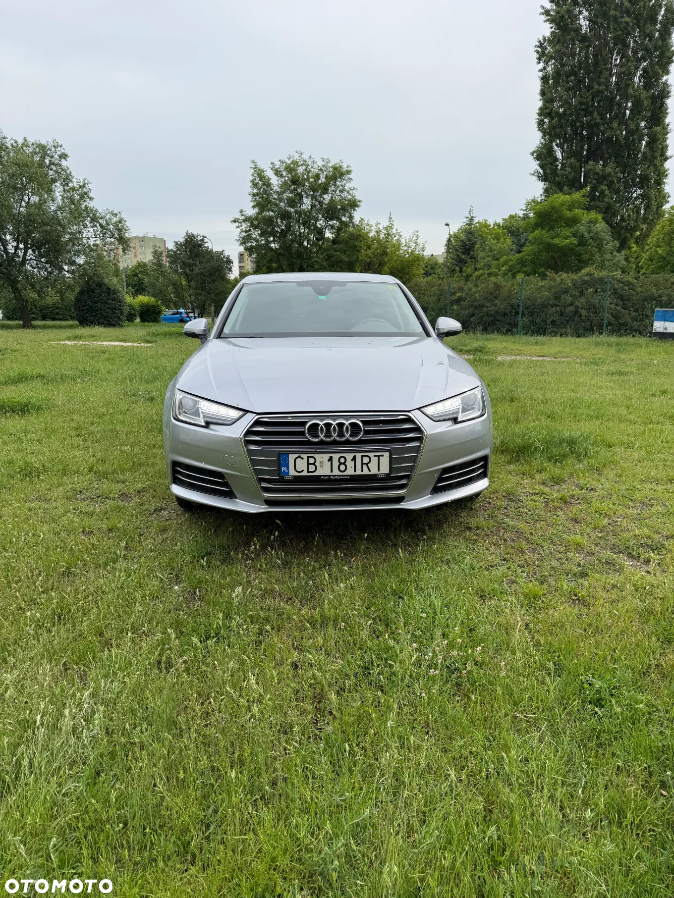 Audi A4 2.0 TFSI ultra Design S tronic - 3