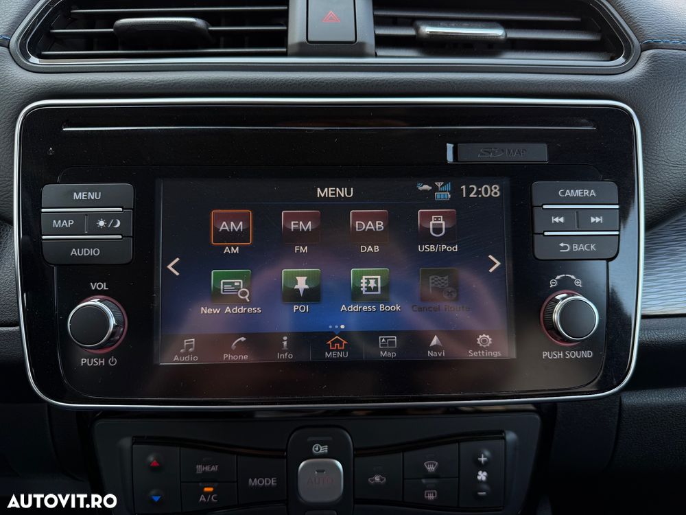 Nissan LEAF 40 kWh N-Connecta - 18