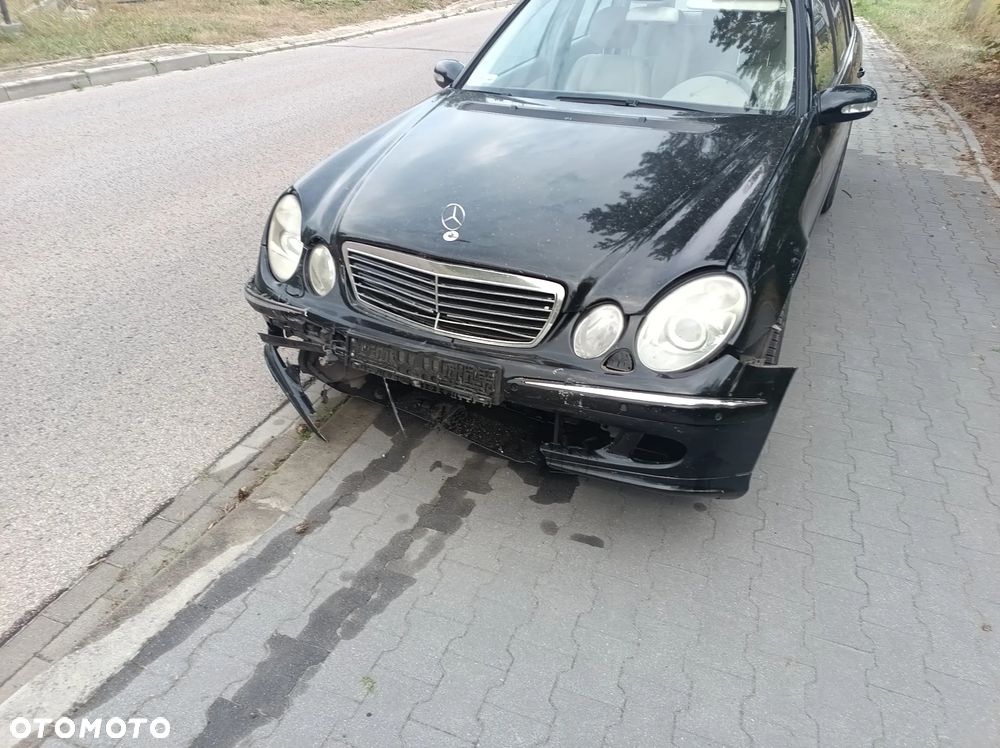 Mercedes-Benz Klasa E 350 4-Matic - 21