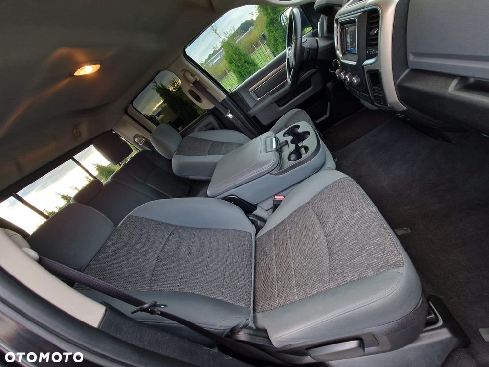 RAM 1500 Quad Cab Longbed Bighorn - 14