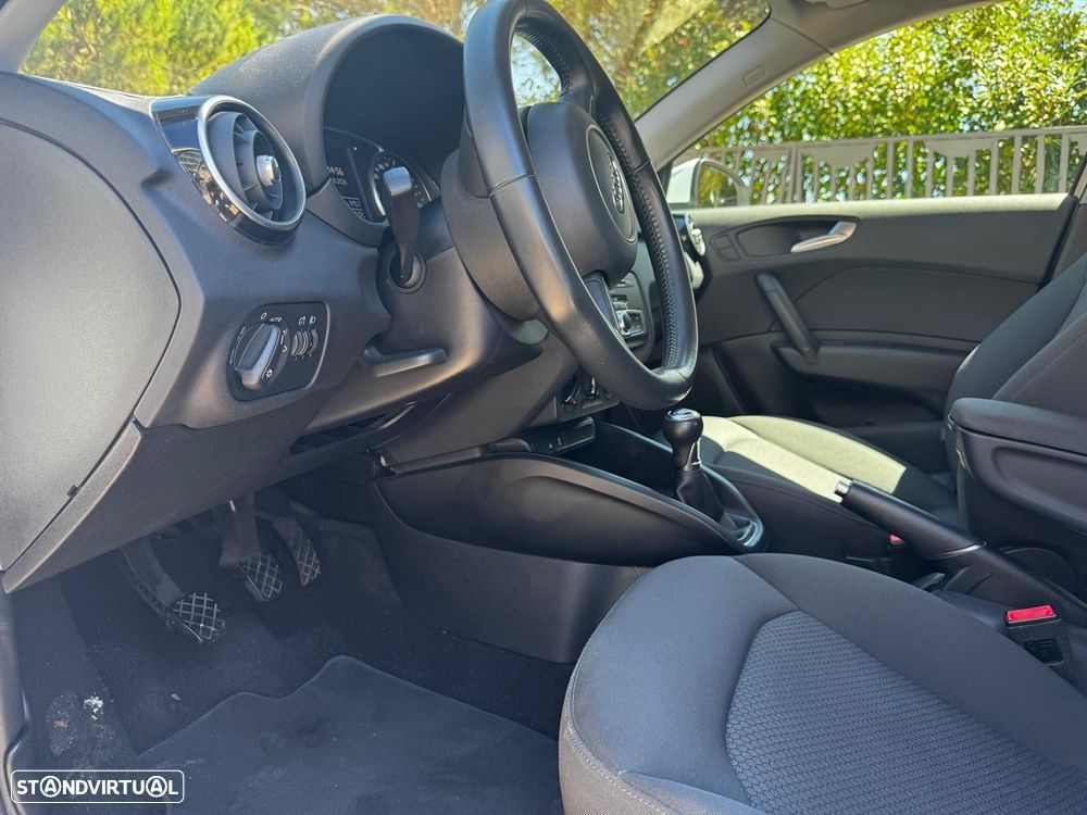 Audi A1 Sportback 1.0 TFSI S-line - 8