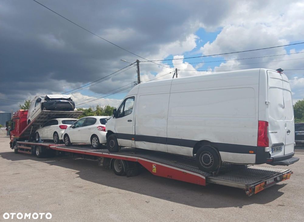 Mercedes-Benz ATEGO - 9