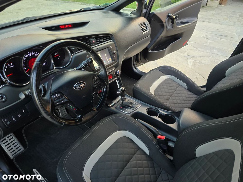 Kia Ceed 1.6 CRDi DCT GT Line - 29