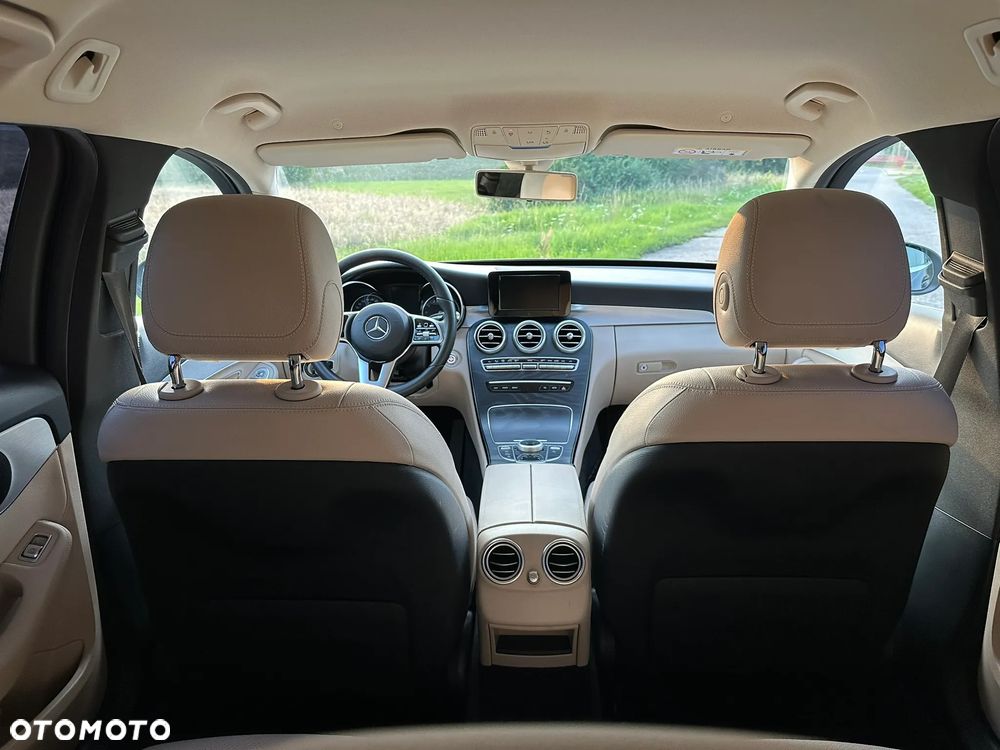 Mercedes-Benz Klasa C 200 4MATIC 9G-TRONIC - 28