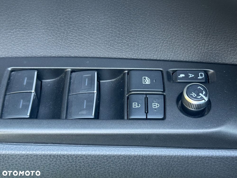 Toyota Camry 2.5 Hybrid Executive CVT - 20