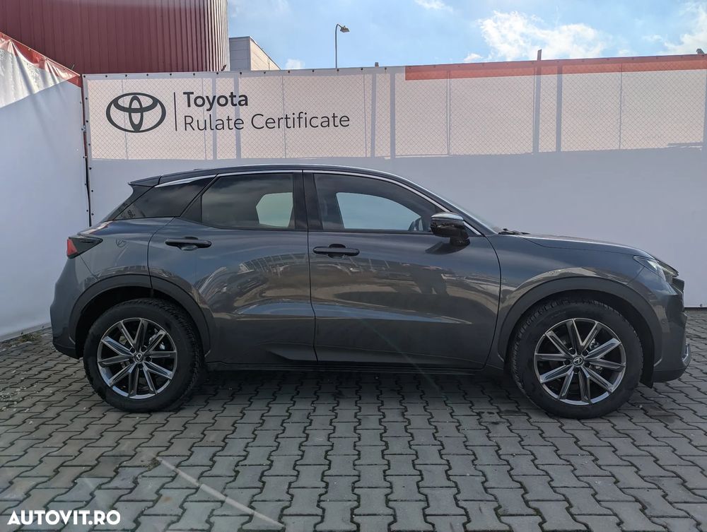 Lexus LBX 1.5 HEV 4x2 CVT Relax - 5