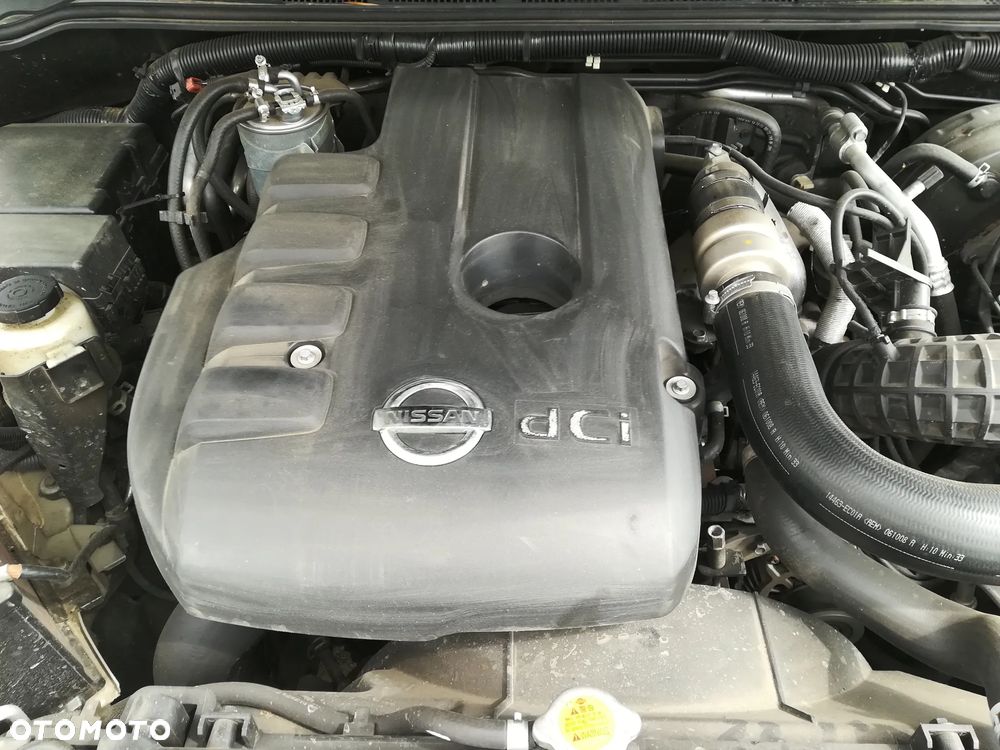 Nissan Navara 2.5 TDi Comfort / SE - 14