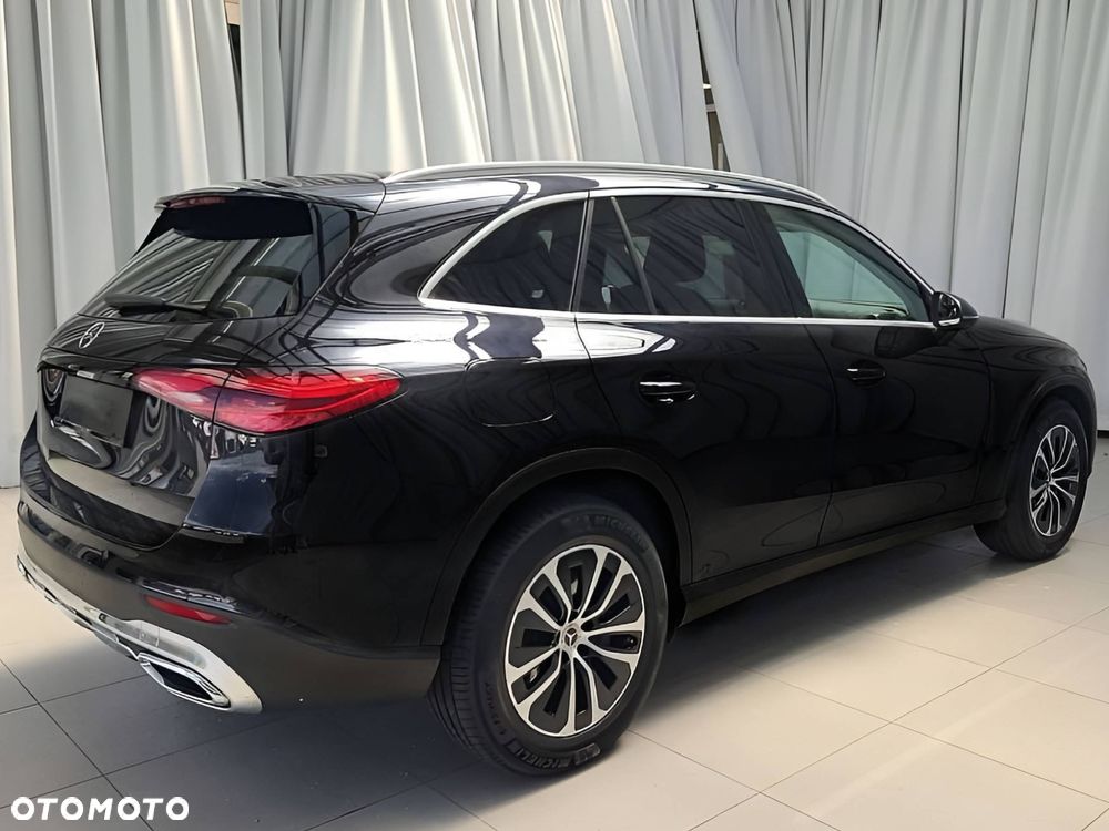 Mercedes-Benz GLC 200 d 4-Matic - 3