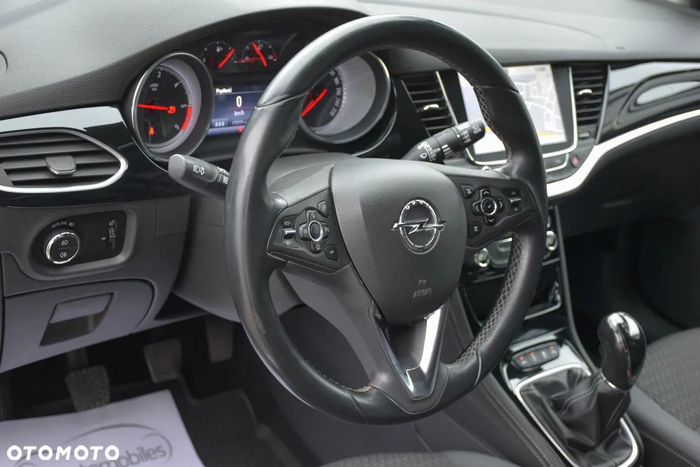 Opel Astra 1.6 D (CDTI) Start/Stop Dynamic - 21