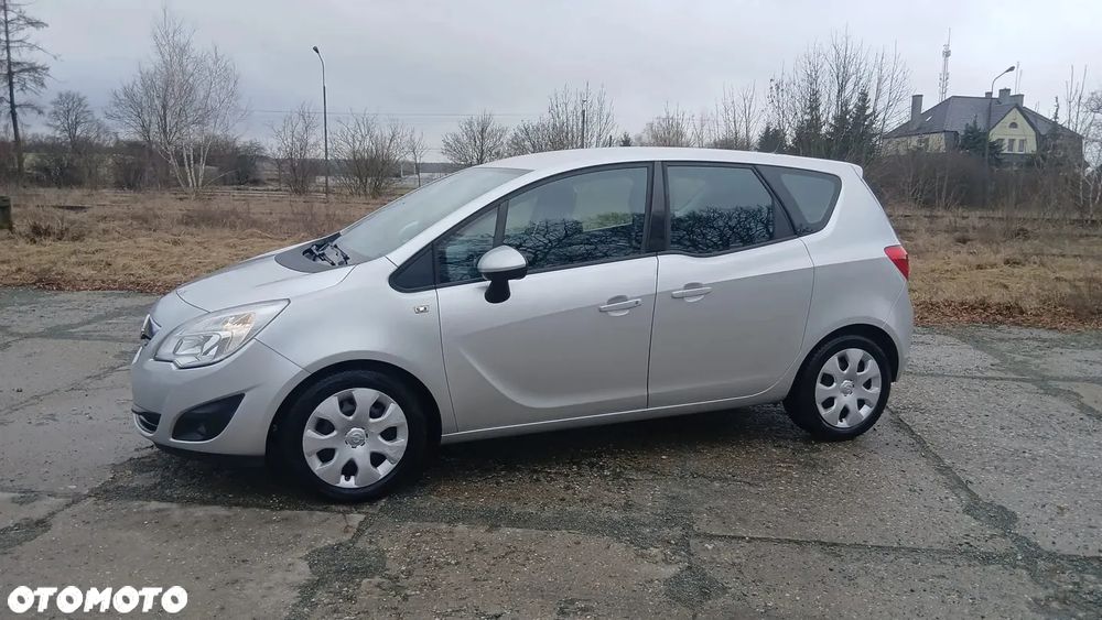 Opel Meriva - 13