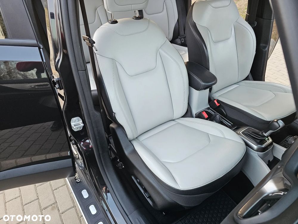 Jeep Renegade 1.3 GSE T4 Turbo 80th Anniversary FWD S&S - 11