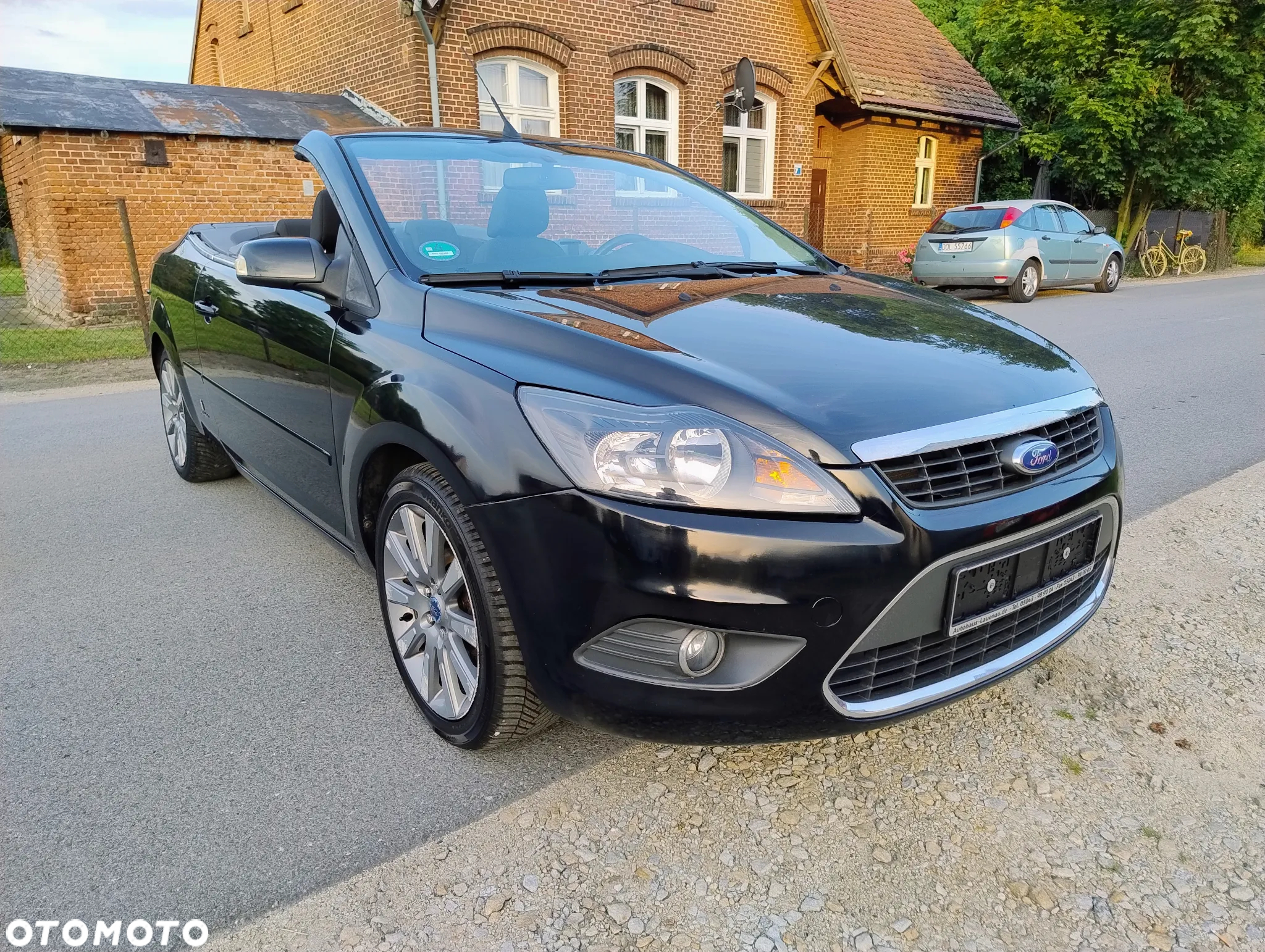 Ford Focus Coupe-Cabriolet 2.0 16V Black Magic - 17