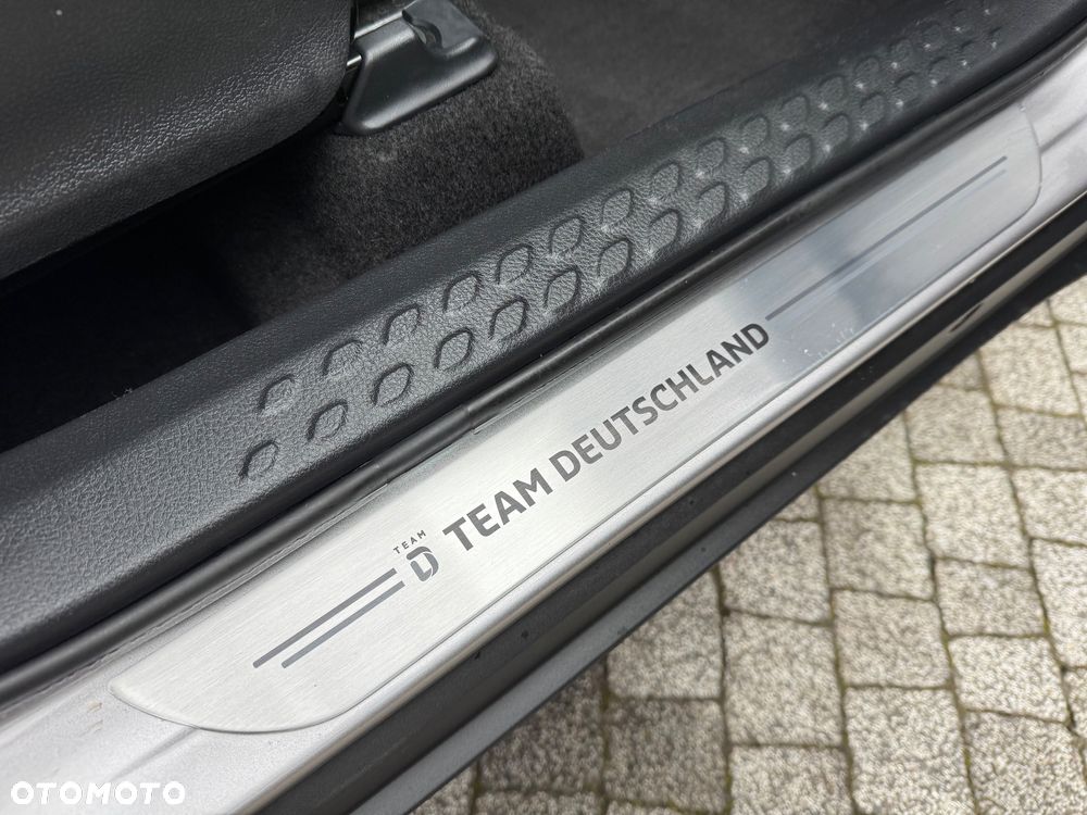 Toyota C-HR 2.0 Team Deutschland - 13