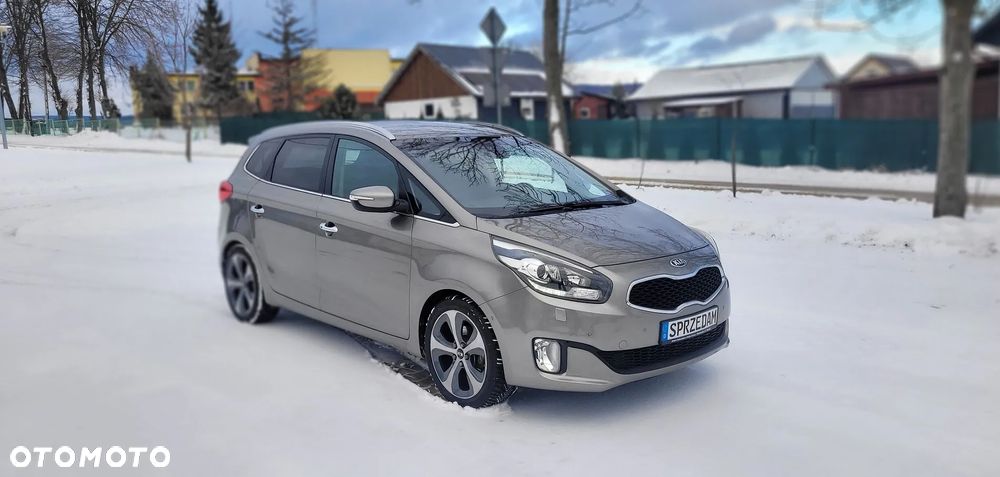Kia Carens 1.7 CRDi 136 Fifa World Cup Edition - 2