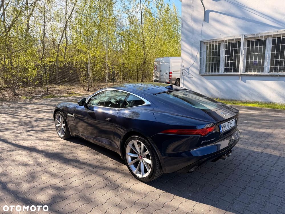 Jaguar F-Type - 13