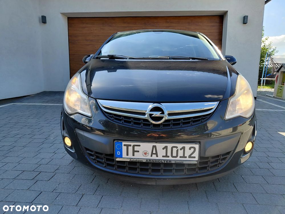 Opel Corsa 1.4 120 Jahre - 8
