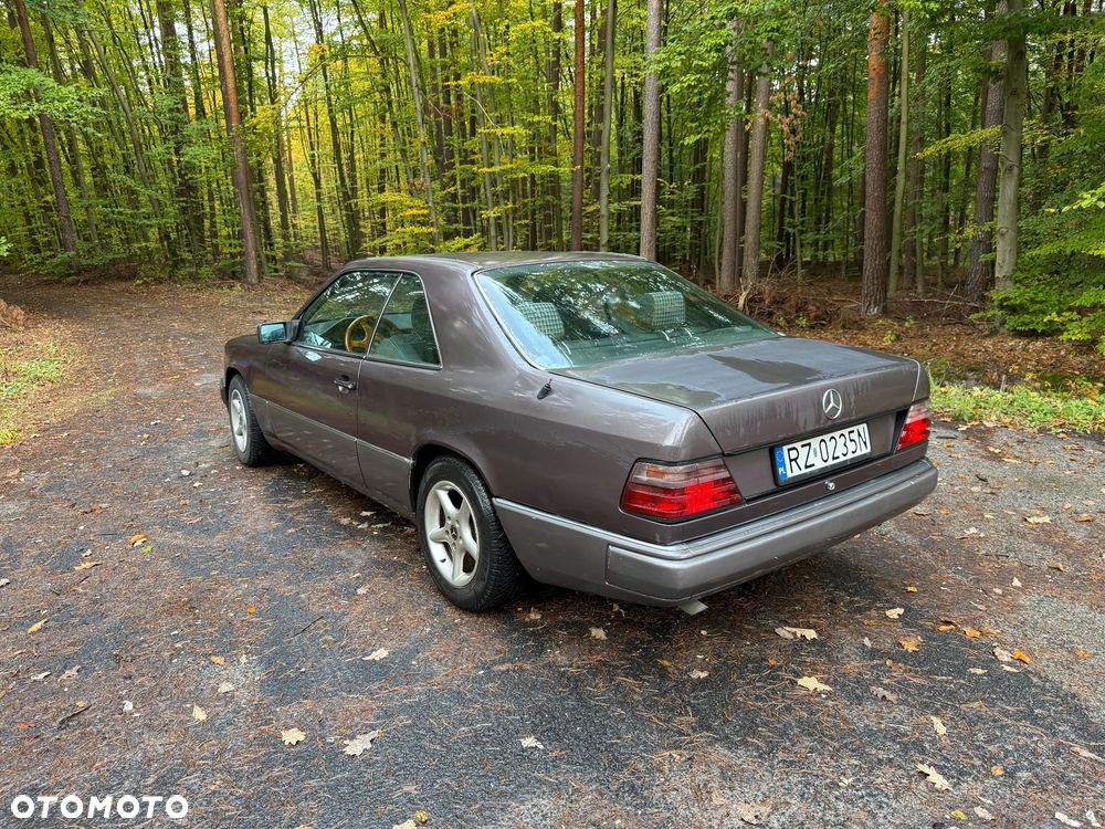 Mercedes-Benz W124 (1984-1993) - 3